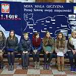 Józefów nad Wisłą, 11.11.2013. Akademia z okazji Narodowego Święta Niepodległości. Nasza młodzież.