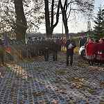 Rybitwy, 11.11.2014. 96. rocznica odzyskania niepodległości. Przed pomnikiem wdzięczności.