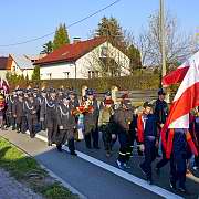 Święto Niepodległości. 11 listopada 2018 roku, Józefów nad Wisłą. Marsz Niepodległości. <i>Dziękujemy Ci, Boże, za piękny polski krajobraz, za którym tęsknili wygnańcy.</i>