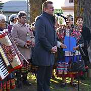 Święto Niepodległości. 11 listopada 2018 roku, Józefów nad Wisłą. Marsz Niepodległości. <i>Boże, niech kierujący naszym państwem sprawują mądre i sprawiedliwe rządy.</i>