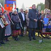Święto Niepodległości. 11 listopada 2018 roku, Józefów nad Wisłą. Marsz Niepodległości. <i>Boże, niech nasza ojczyzna będzie rzeczywistym królestwem Matki Bożej i Jezusa Chrystusa.</i>